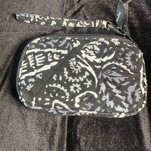 Vera Bradley Black and Gray Patterned Wristlet
Clutch Coin Purse
